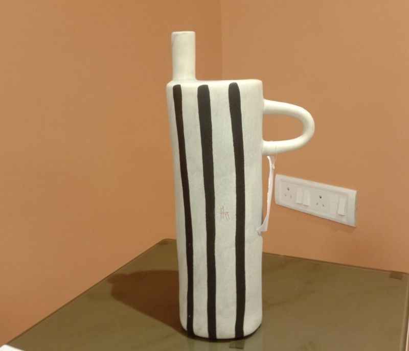 Image 2 for HCV-158 Black & White Ceramic Vase With Stripe & Handle Detail