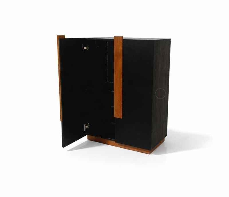 Image 6 for Walker-BC Bar Cabinet (EC OTD)