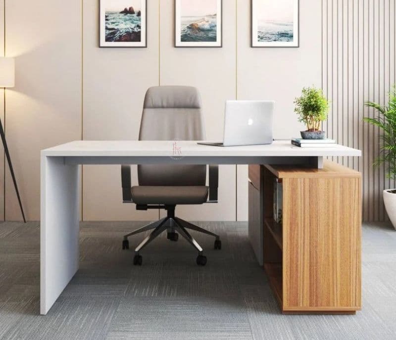 Lorelei Executive Table