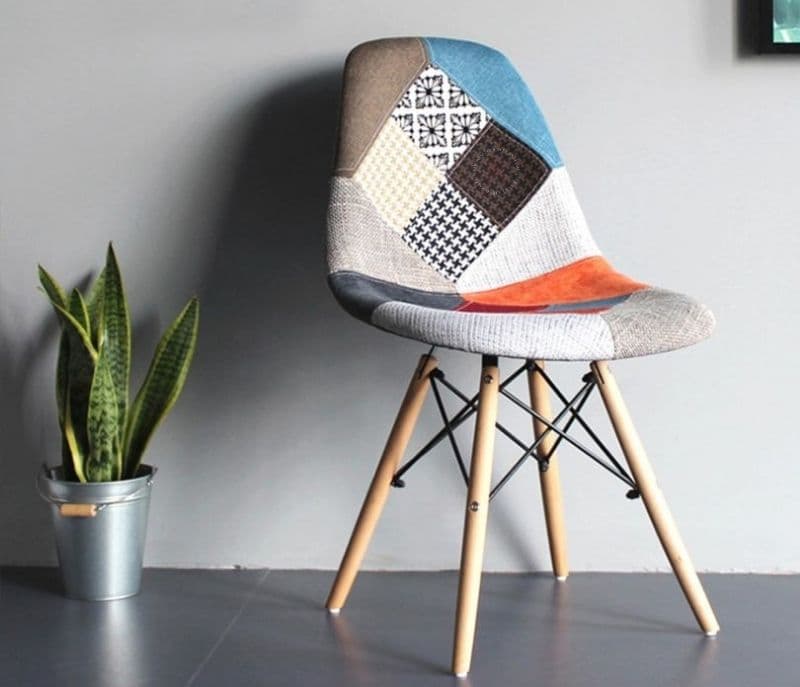 Image 1 for Kamiyah Iconic Chair