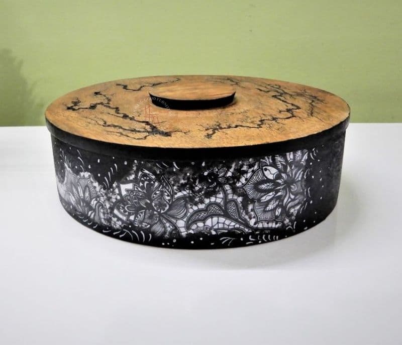 Image 1 for Black Wooden Printed Casserole