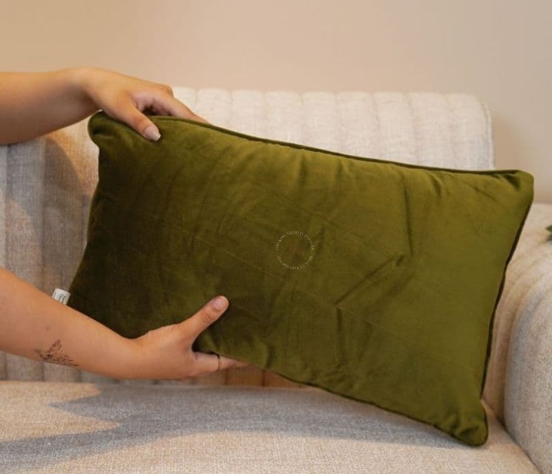 Image 5 for Leia Velvet Lumbar Cushion Cover